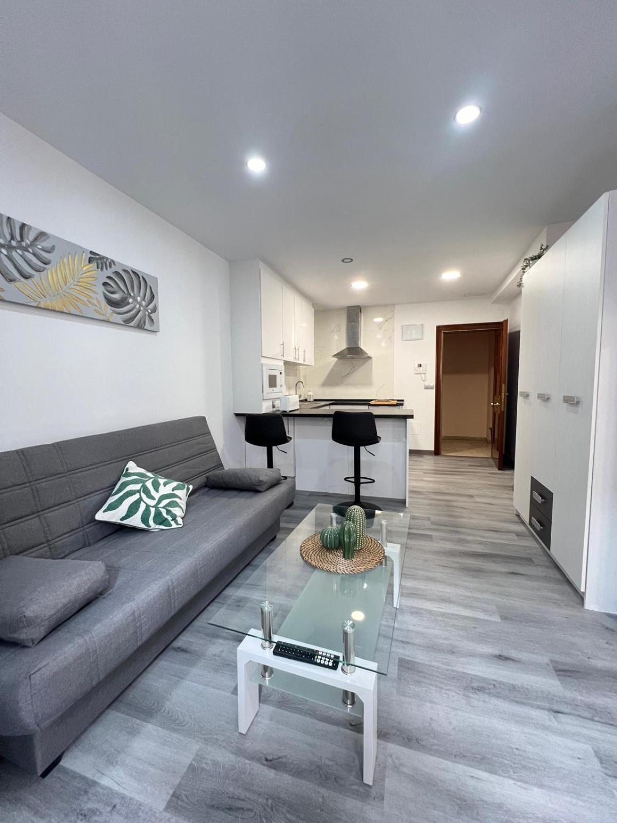 Rosal Central Studios Oviedo Exterior photo